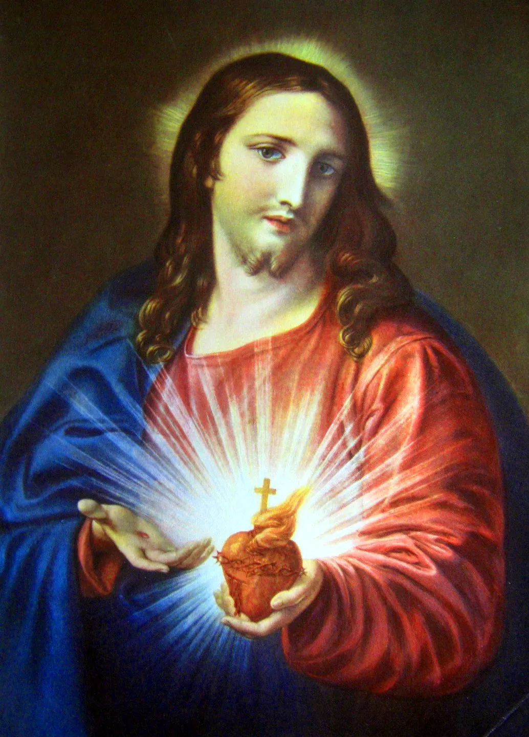 Christus hält sein flammendes Herz, das Kreuz, Wunde und Dornenkrone trägt